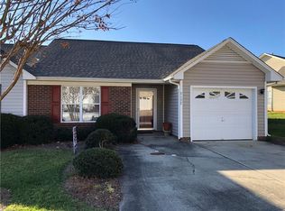 3137 Woodpoint St, Jamestown, NC 27282