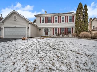 1310 Saddlebrook Rd, Bartlett, IL 60103