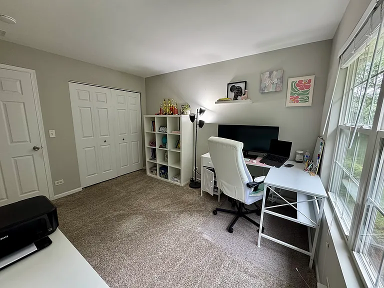 2347 Stoughton Cir — Photo 11