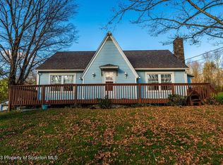 125 Sullivan Rd, North Abington Township, PA 18414