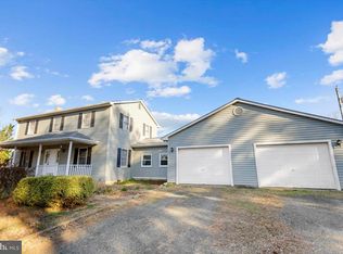 9121 Green Rd, Warrenton, VA 20187