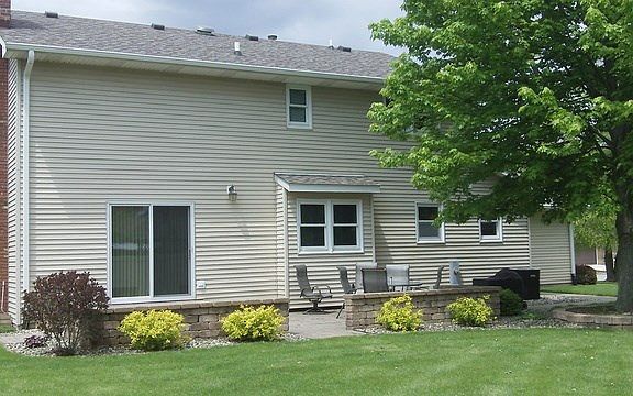 2nd image of 1298 Stratford Dr W