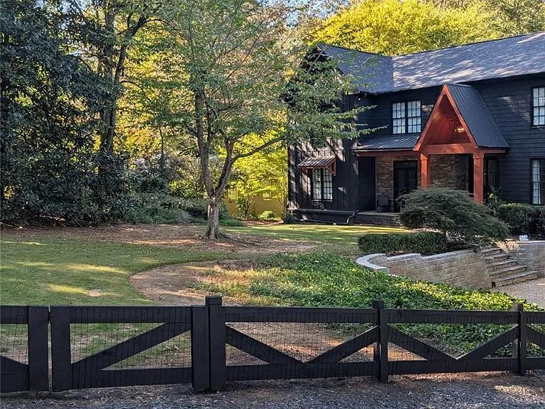 1219 Moores Mill Rd NW — Photo 59