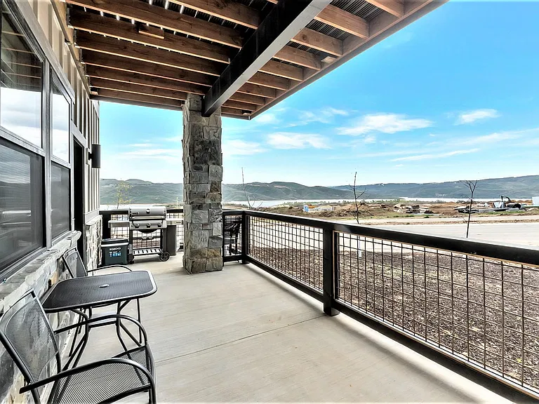 1145 E Helling Cir #103 — Photo 35
