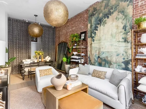 1102 Washington Street image 1 of 18