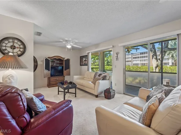 8151 S Woods Cir Unit 2, Fort Myers, FL 33919