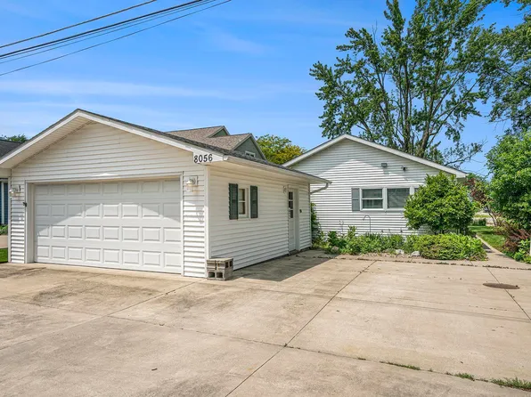 8056 E North Rd, Syracuse, IN 46567