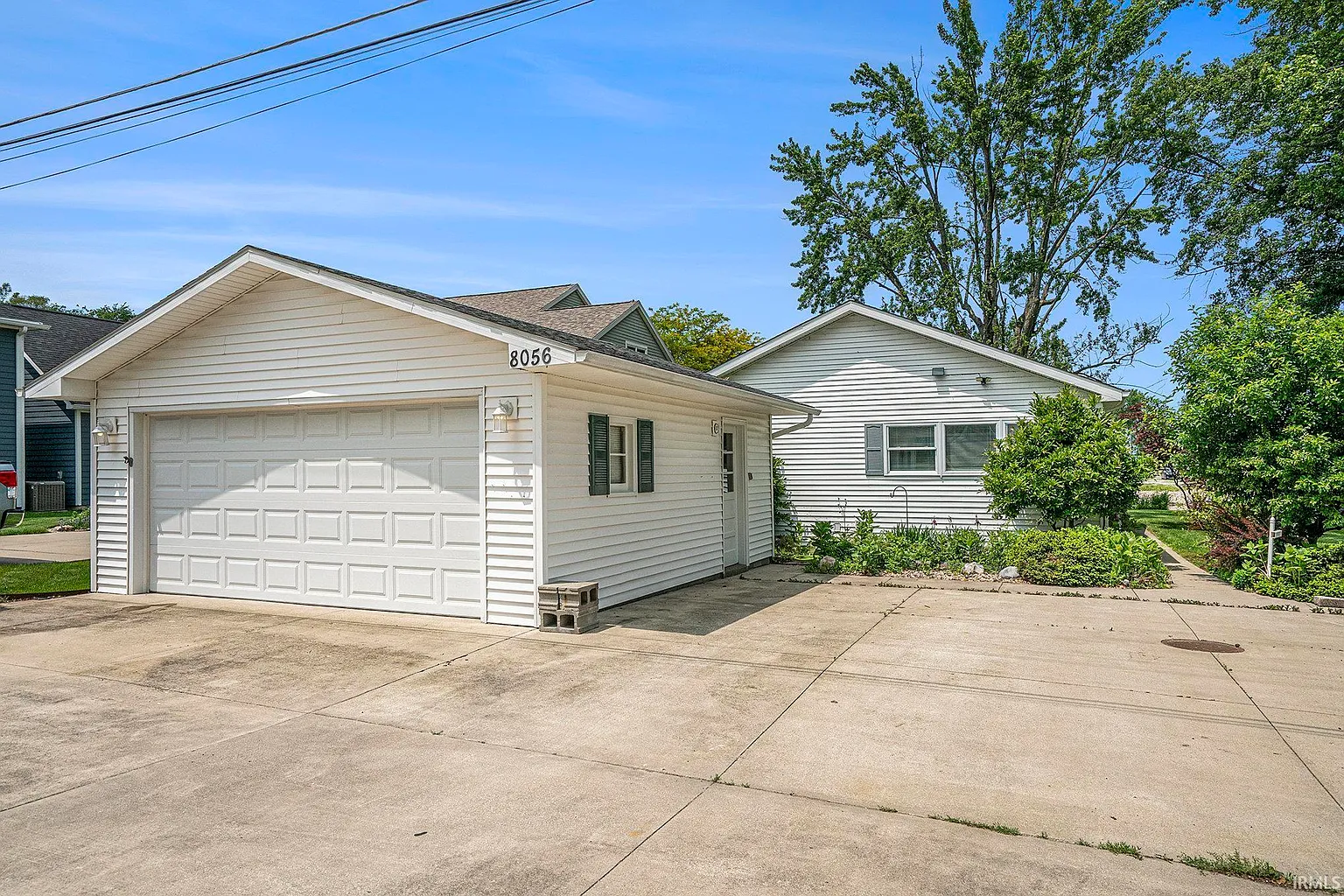 8056 E North Rd photo 1