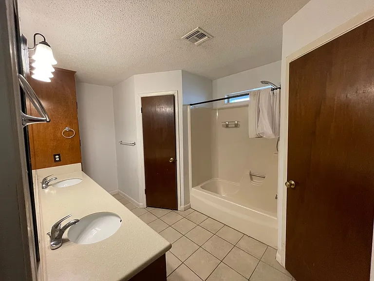 4154 Eagle Dr — Photo 15