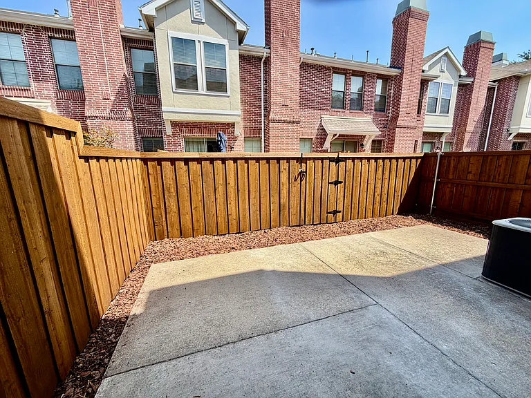 1206 Emerald Glen Trl — Photo 19