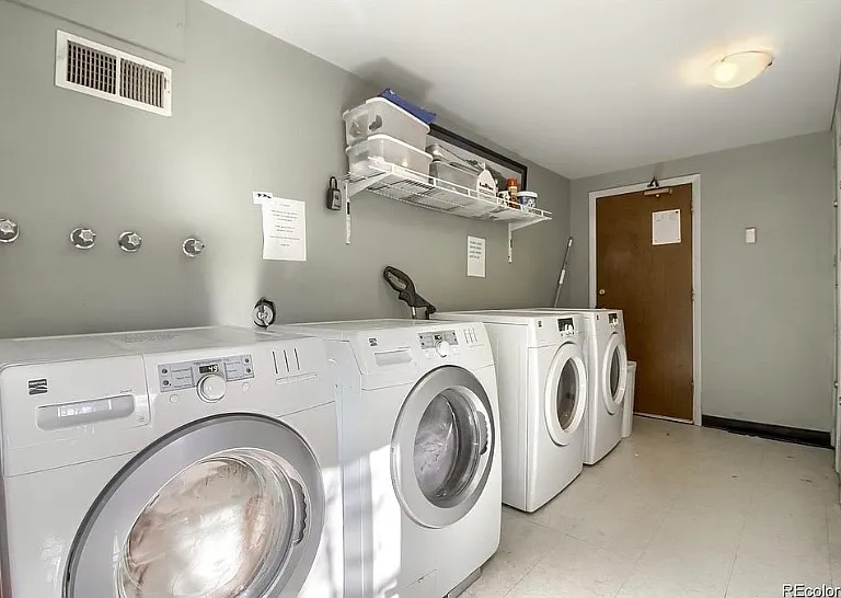1062 Josephine St #9 — Photo 3