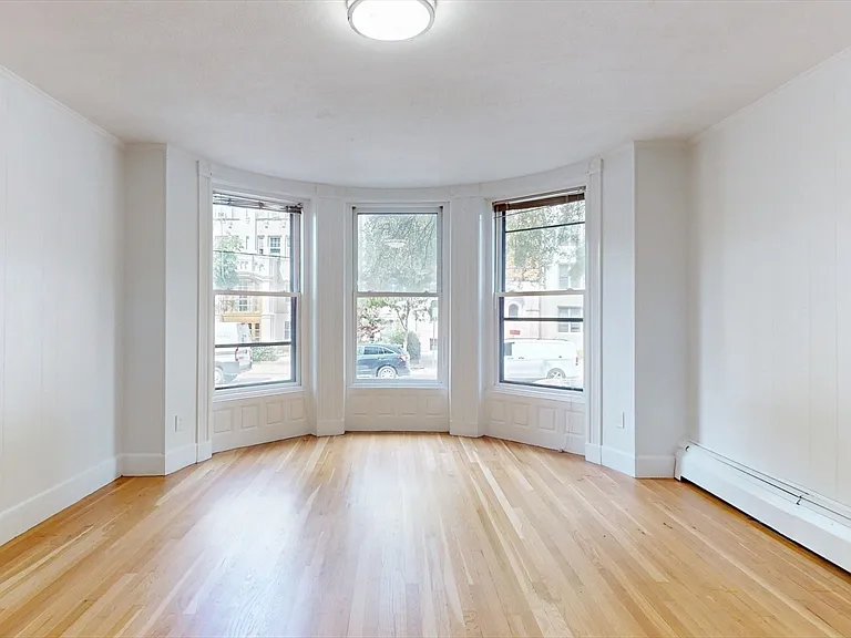 513 Beacon St #3 — Photo 13
