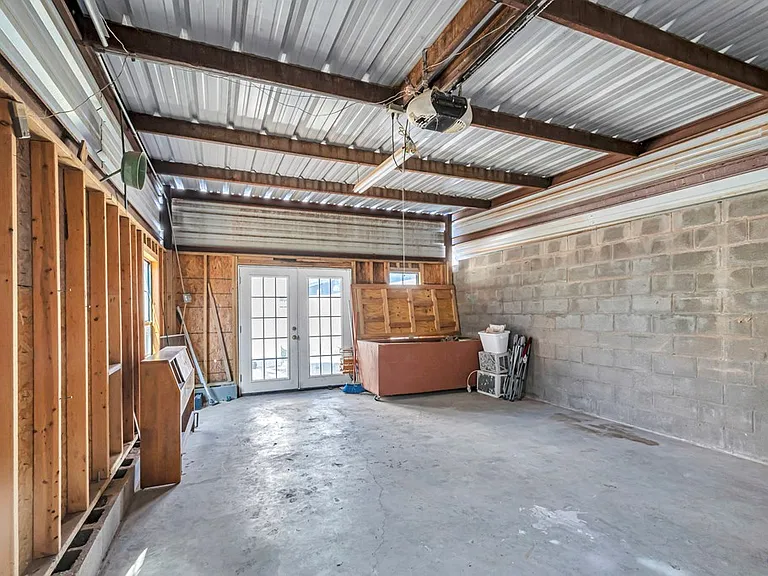 3114 S County Road 1193 — Photo 49
