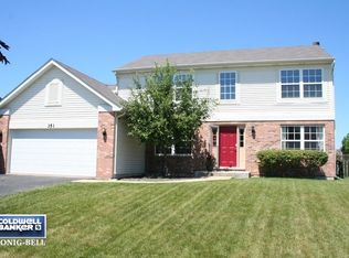 351 Mallard Ln, Sugar Grove, IL 60554