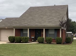 2704 Columns Way SW, Decatur, AL 35603