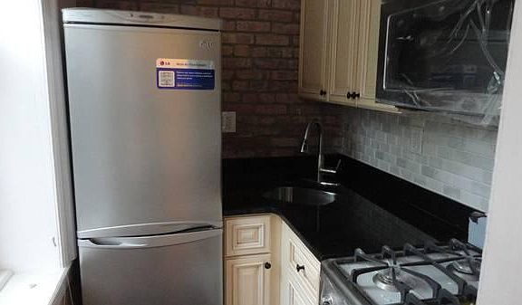 2nd image of 417 Stuyvesant Ave