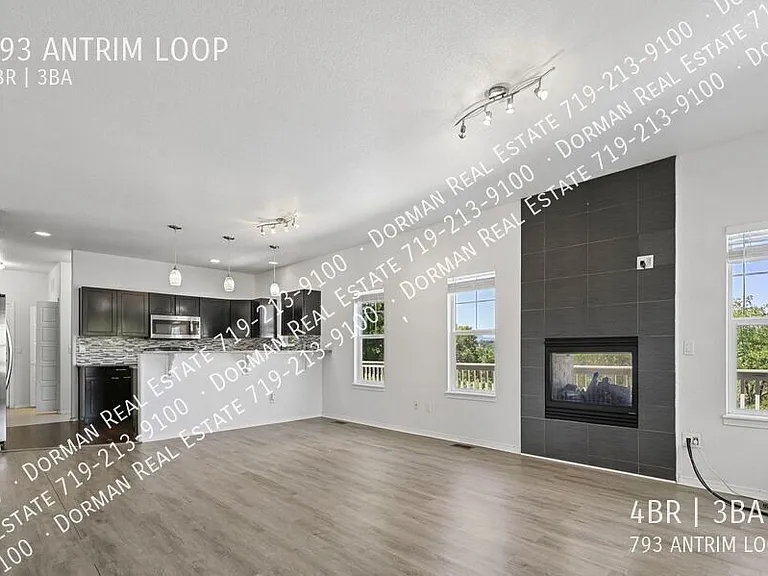 793 Antrim Loop — Photo 8