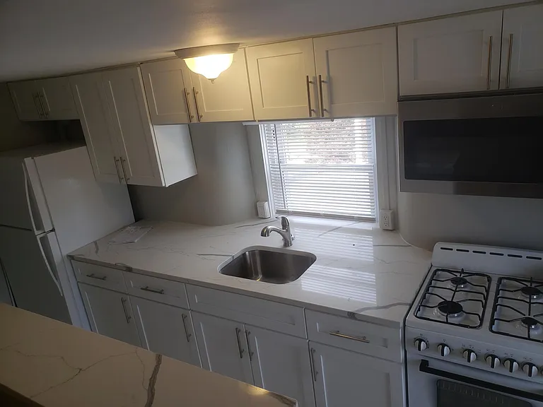 14 E Albemarle Ave #3A — Photo 8