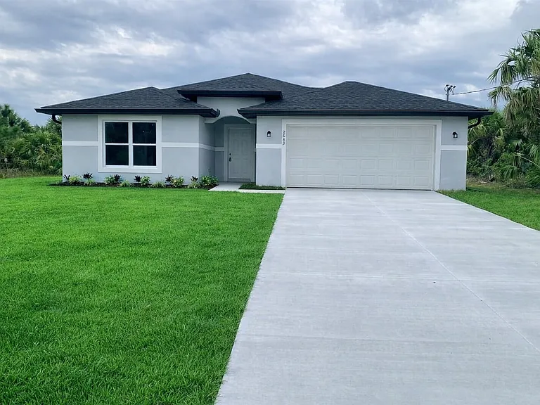 2643 Orchard Cir — Photo 1