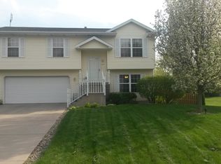 705 E Main St, Danvers, IL 61732