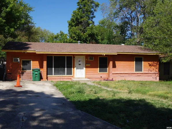 527 Craigmont, San Antonio, TX 78213