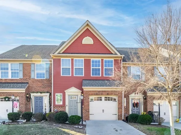 8968 Ringview Dr, Mechanicsville, VA 23116