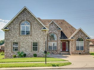 731 Starpoint Dr, Gallatin, TN 37066
