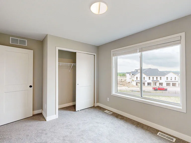 16026 Kenyon Ave #1 — Photo 17