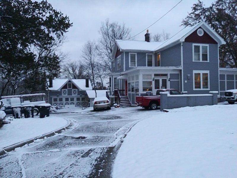 2nd image of 3116 McHenry Ave