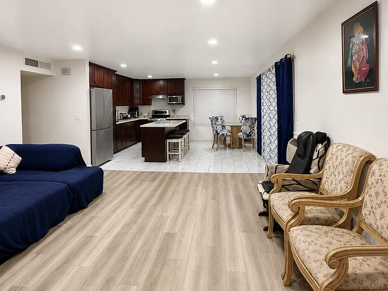 9085 Alcosta Blvd #319 — Photo 2