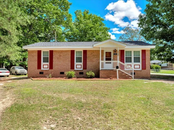 101 Apollo Cir, Roanoke Rapids, NC 27870