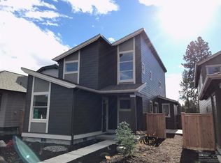 20827 Gateway Dr, Bend, OR 97702