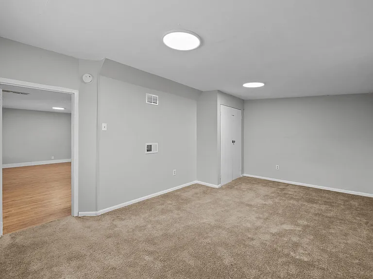 4570 1/2 W Center Ave — Photo 15