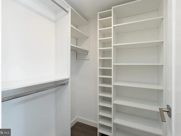 729 N 20th St #3 — Photo 9
