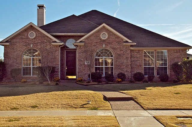 1st image of 124 Misty Glen Ln