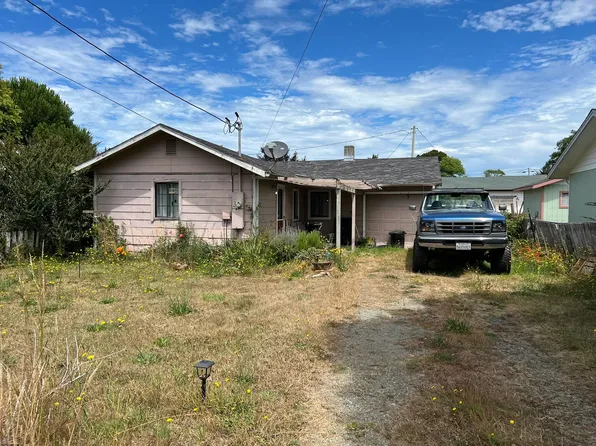 870 Murphy Ave, Crescent City, CA 95531