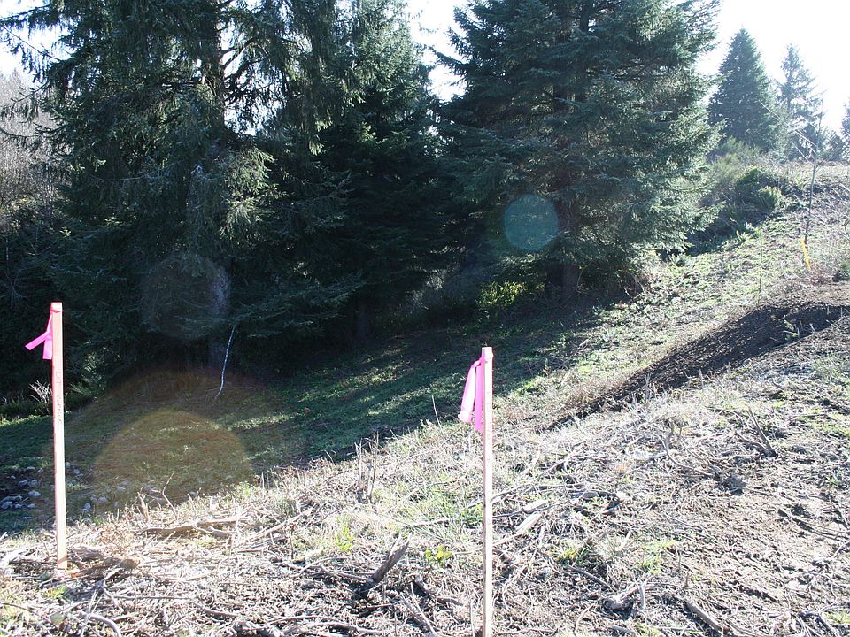 1st image of LOT 113 NE Voyage Way