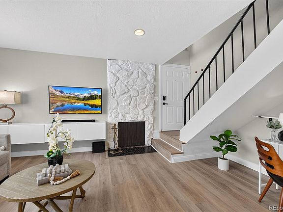 5th image of 1306 S Carson Way