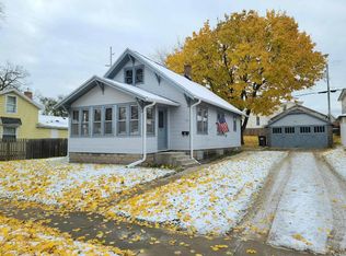 328 E Conant St, Portage, WI 53901