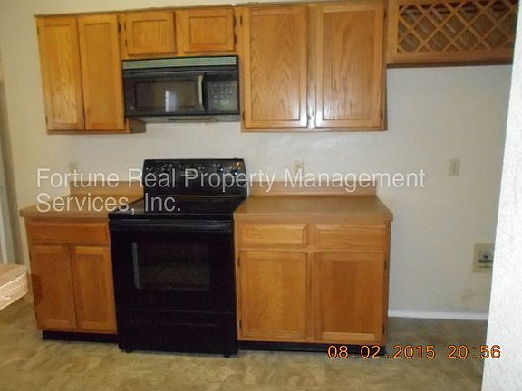 3rd image of 1613 Briargrove Dr