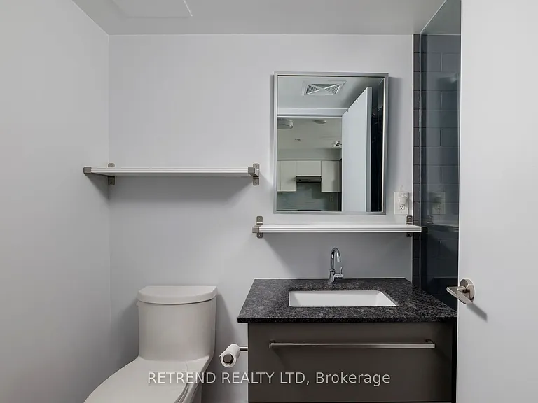 160 Flemington Rd #1121 — Photo 8