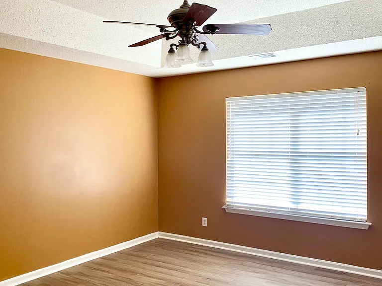 151 Berwick Lakes Blvd — Photo 9