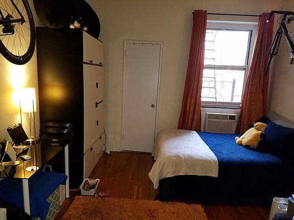 3rd image of 315 E 78th St #B3