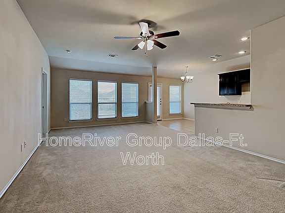 4th image of 905 Westfield Dr