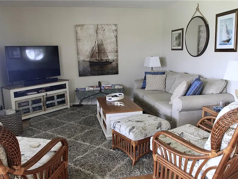 348 Tern Dr #4 — Photo 6