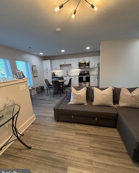 19520 Village Walk Dr #203
