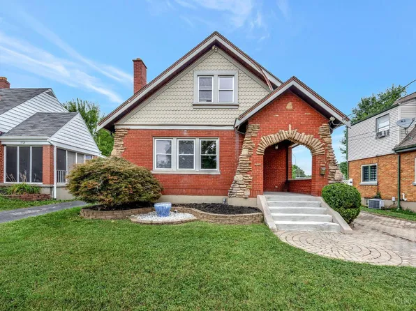 5516 Raceview Ave, Cincinnati, OH 45248