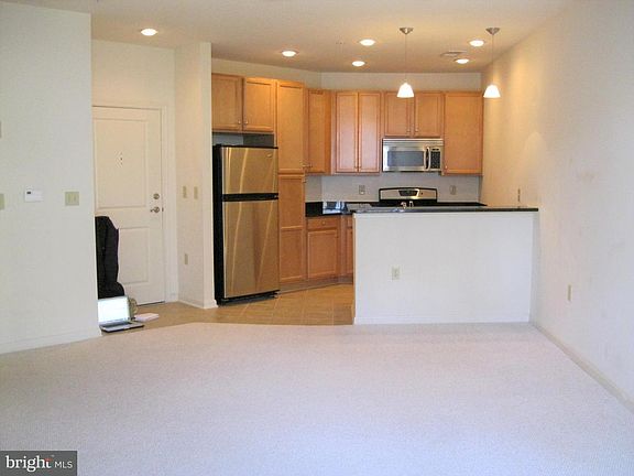 2nd image of 2655 Prosperity Ave APT 247