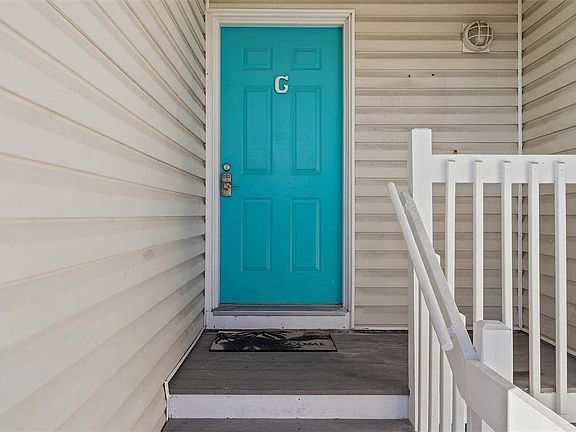 3rd image of 220 Gulf Blvd APT G