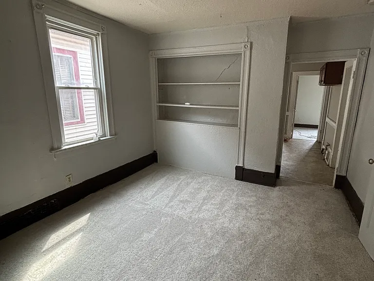 1425 N 24th Pl — Photo 8